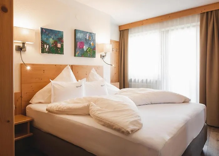 ホテル Alpina&more I 4*