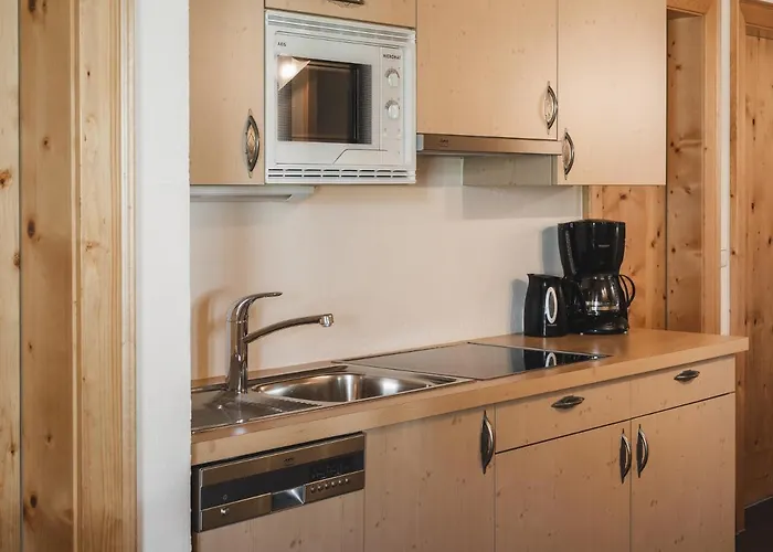 Alpina&more I ホテル ザーファウス