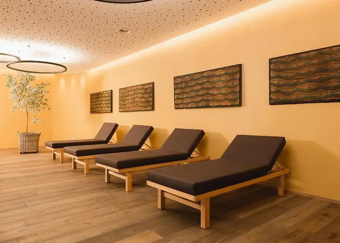 Alpina&more I ホテル 4*