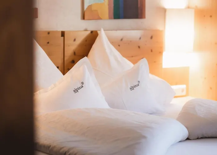 Alpina&more I ホテル 4*