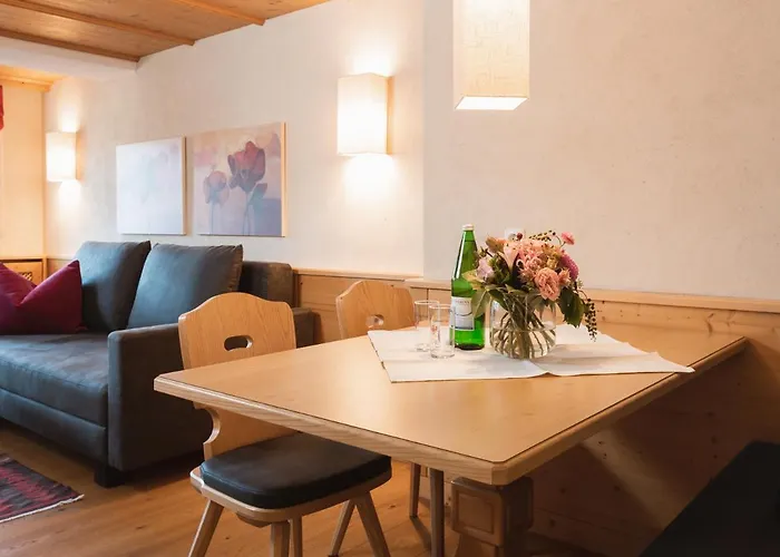 ホテル Alpina&more I 4*