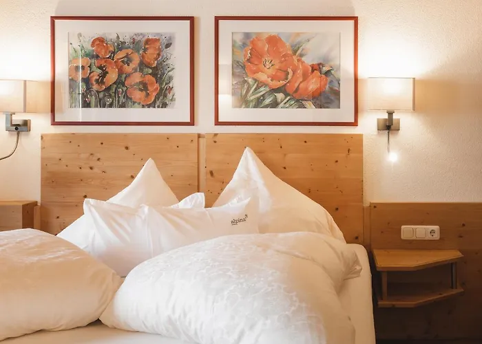 Alpina&more I ホテル ザーファウス