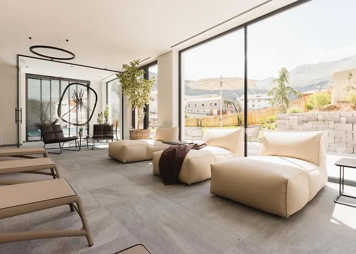 ホテル Alpina&more I 4*