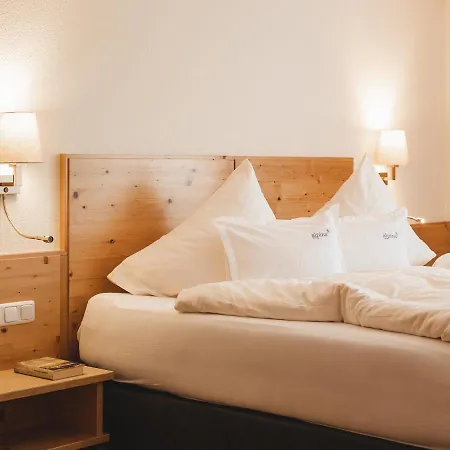 Alpina Hotel Serfaus