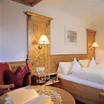 Hotell Alpina&more I